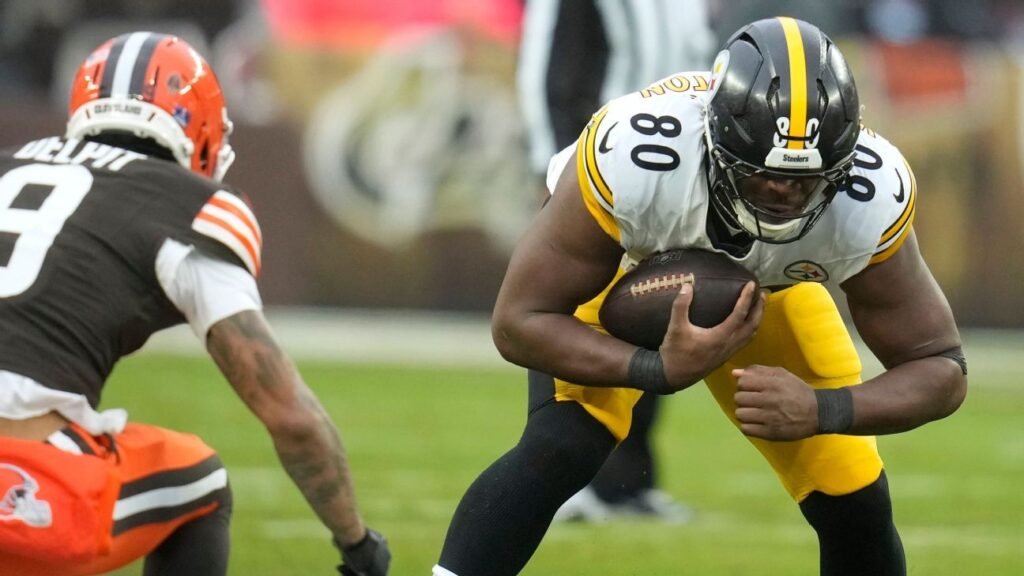 Darnell Washington sufre una fractura jugando con los Steelers