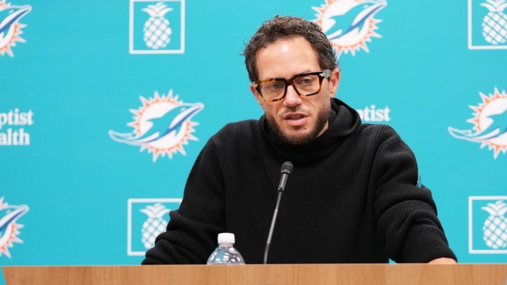 Los delfines cierran el ciclo de Mike McDaniel después de cuatro años