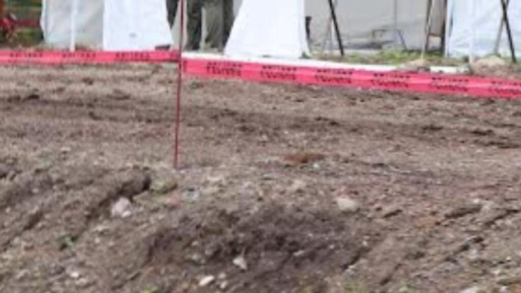 Encuentran 14 cuerpos en fosas clandestinas en Sinaloa