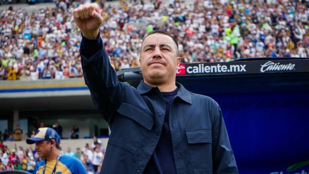 Efraín Juárez: Un año en Pumas marcado por identidad y controversias