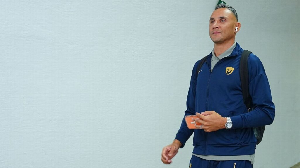 Keylor Navas descarta oferta inicial de Pumas; mira hacia Europa y la MLS como alternativas