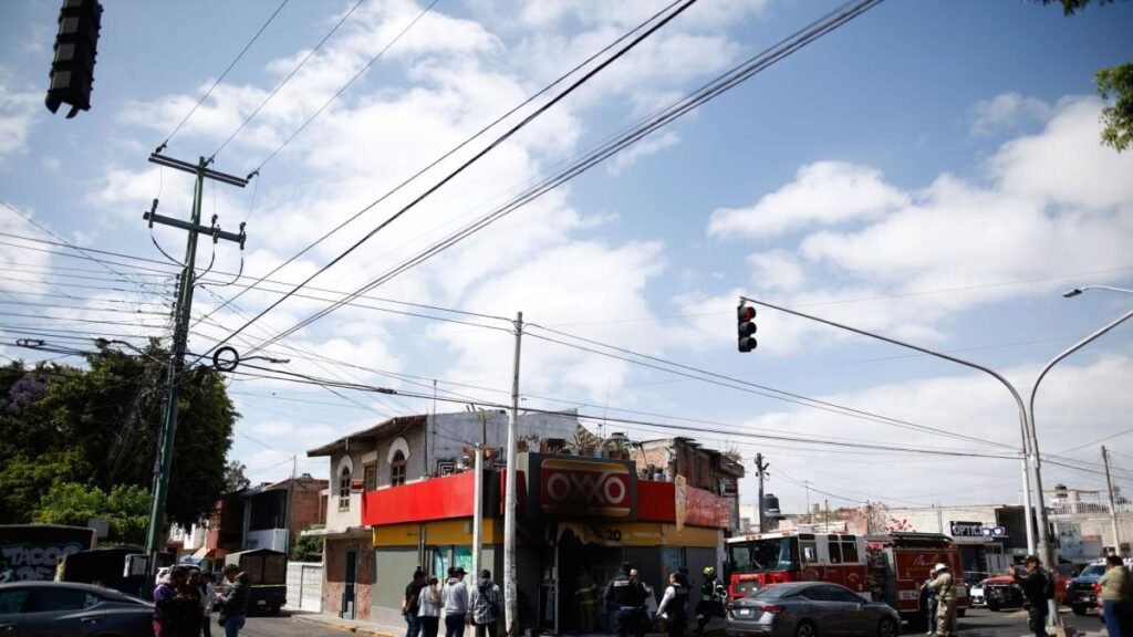 Seis detenidos por incendiar vehículos y negocios en Querétaro