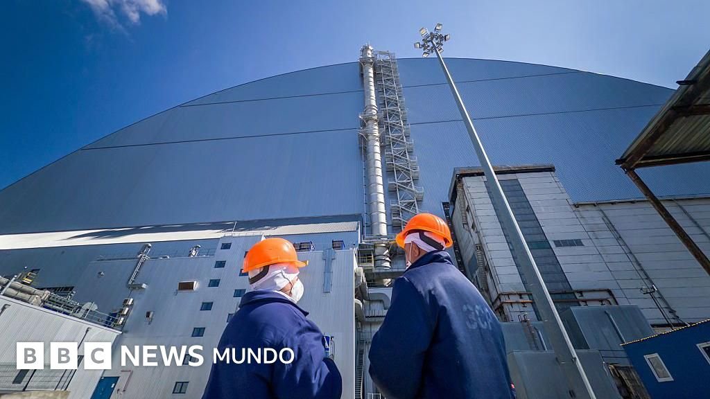 Cómo ha fortificado el escudo protector de la central de Chernóbil 40 años después del accidente nuclear y tras el ataque ruso con drones