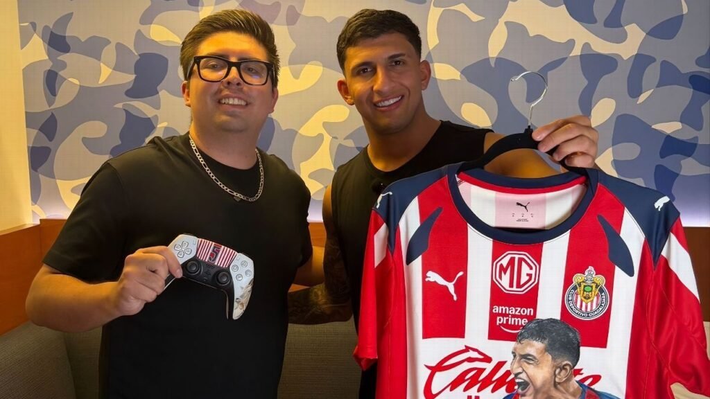 Descubre al talentoso artista mexicano que ha colaborado con Ronaldinho y Canelo