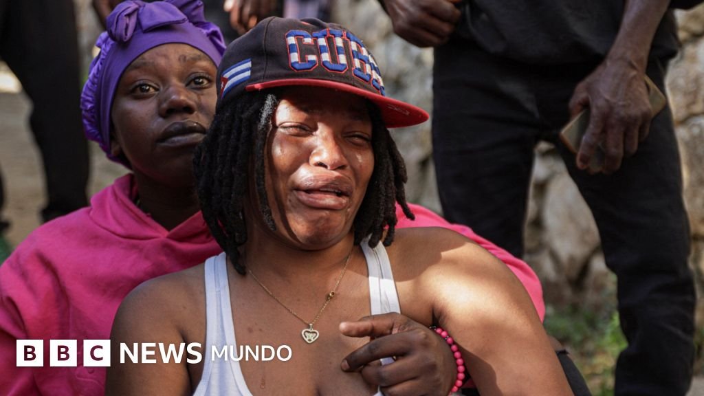 Capturando el dolor y la rabia: Imágenes impactantes de Kenscoff, Haití, tras la masacre de 47 personas en una noche.