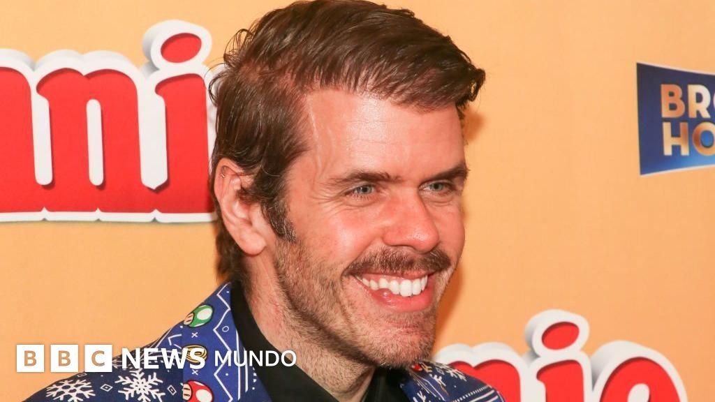 Perez Hilton, el bloguero, inicia un arduo proceso de recuperación tras las declaraciones sobre su autolesión en una transmisión en vivo