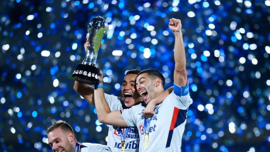 ¿Se disipa el sueño europeo? Cruz Azul rechaza nuevamente la propuesta del Mónaco por Erik Lira.