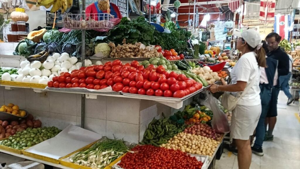 Inflación en agosto se dispara al 3.26% por el aumento de cebolla y huevo