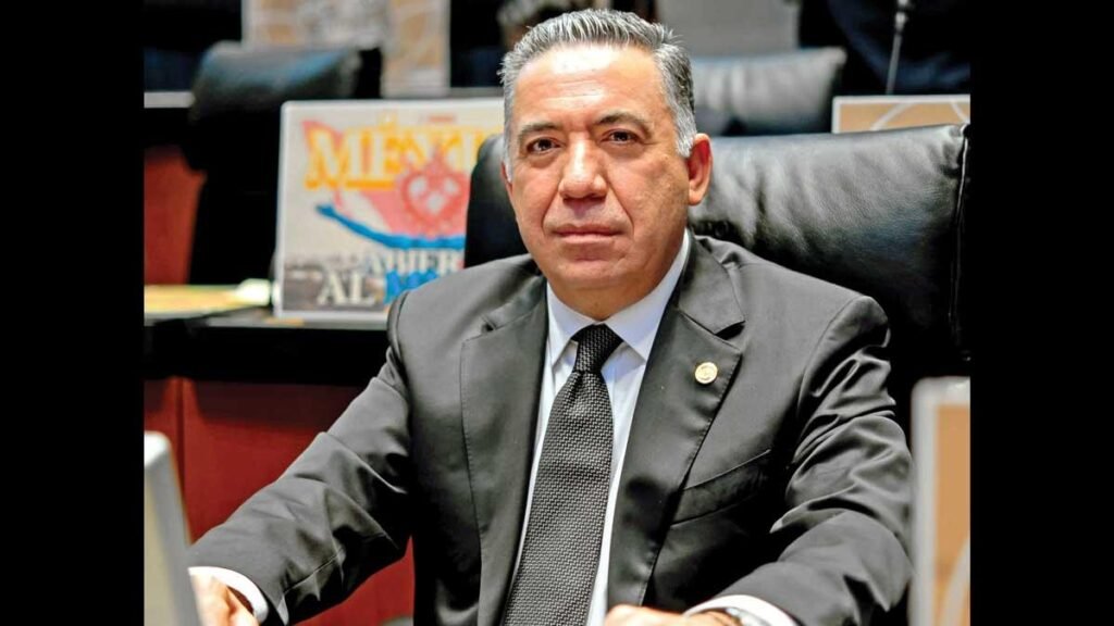 Morena destituye a Inzunza de la presidencia de la comisión del Senado